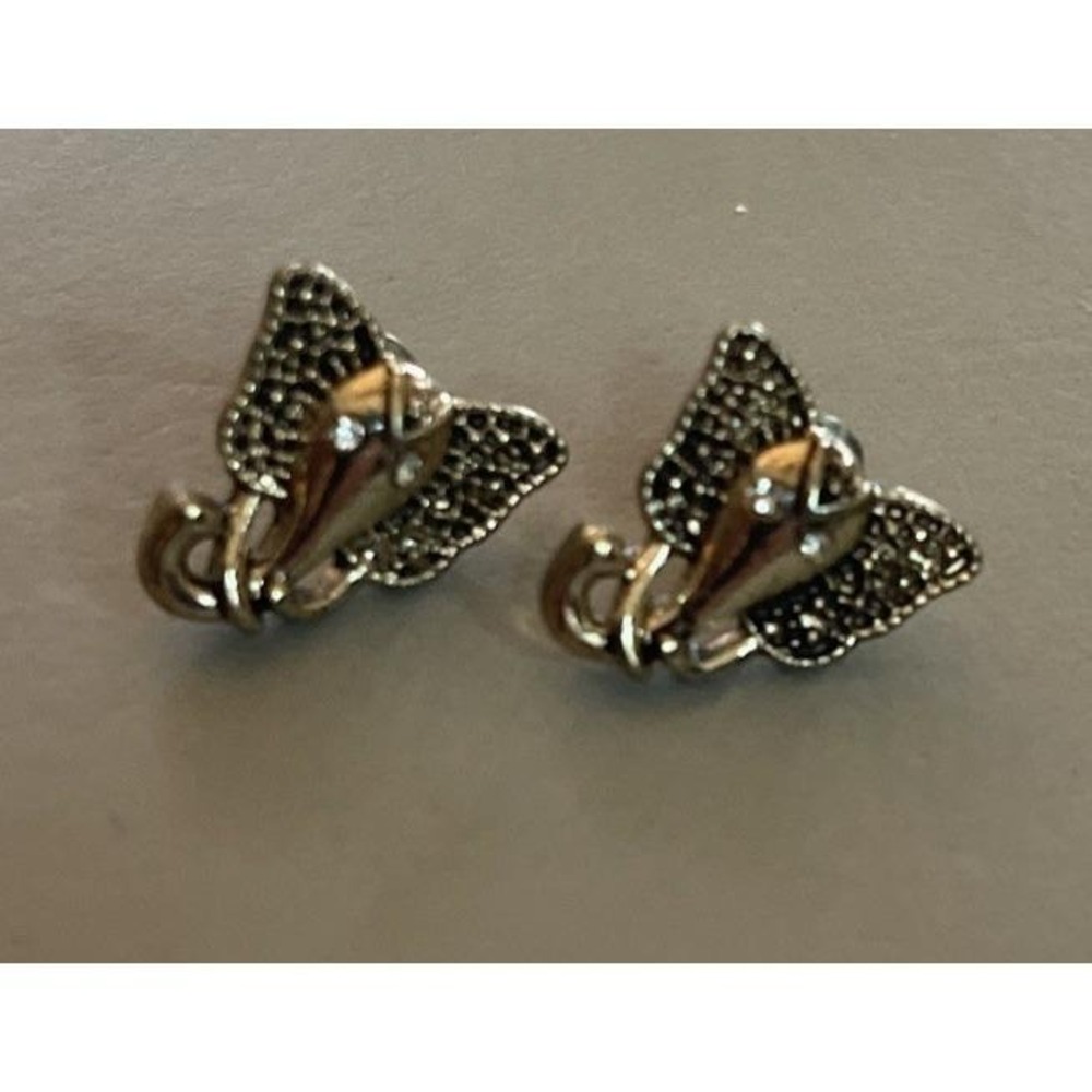Vintage‎ Silvertone Elephant Post Pierced Earrings Drop Trunk Up Crystal Eyes